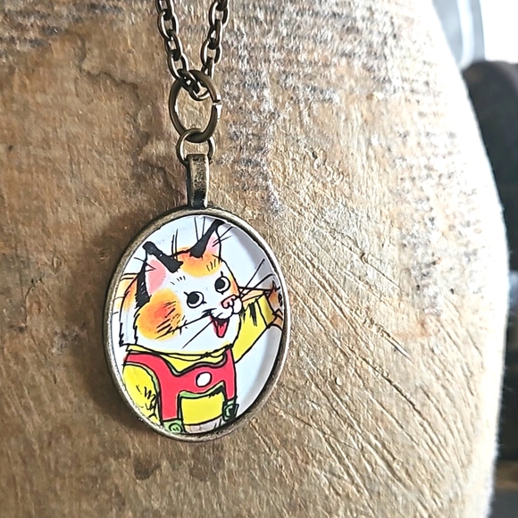 Huckle cat 1970s children's book page necklace ooak Richard Scarry handmade - Picture 1 of 8